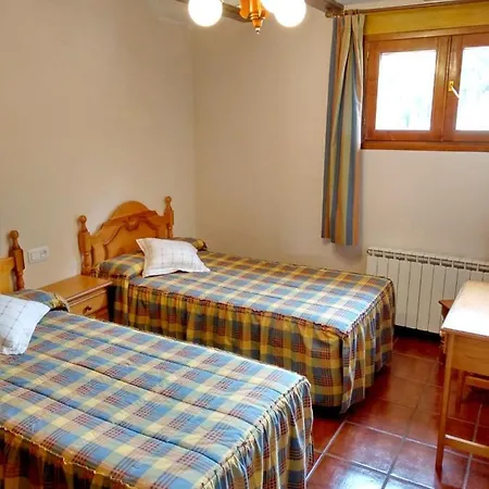 One Bedroom With City View Enclosed Garden And Wifi At 8 Km Away From The Slopes Guadalaviar